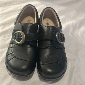 Alegria Black Mules & Clogs with Classic Design